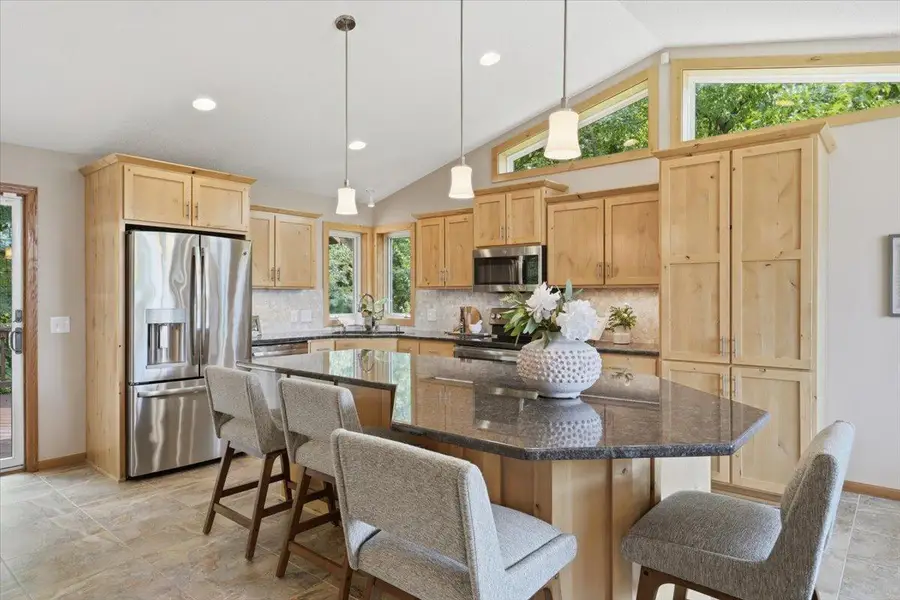 1039 Heather Drive, Woodbury, MN 55129 - #3