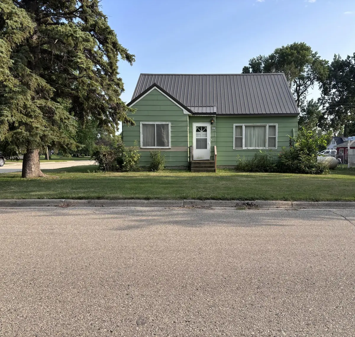 217 Iowa Avenue, Hoffman, MN 56339 - #1