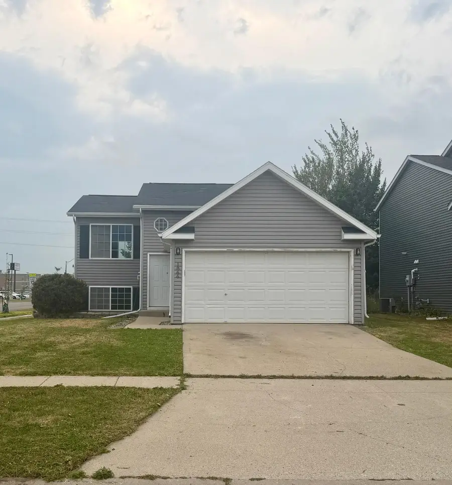 1866 12th St E, West Fargo, ND 58078 - #2