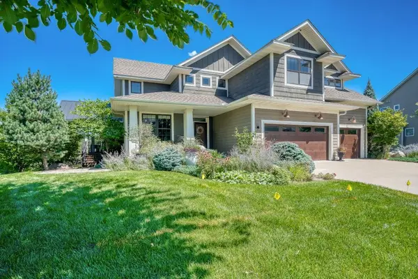5612 Edgewater Drive, Savage, MN 55378