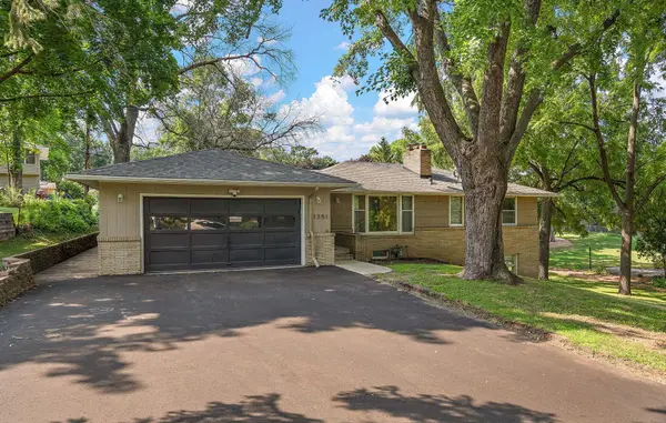 1351 Hillcrest Drive Ne, Fridley, MN 55432