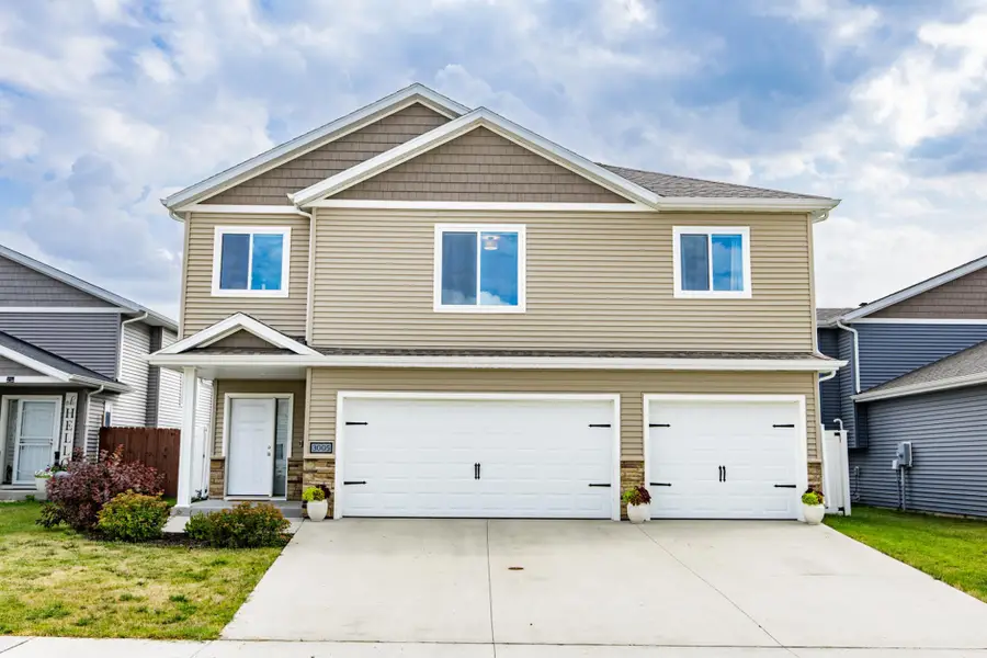3005 38th Avenue S, Moorhead, MN 56560 - #3