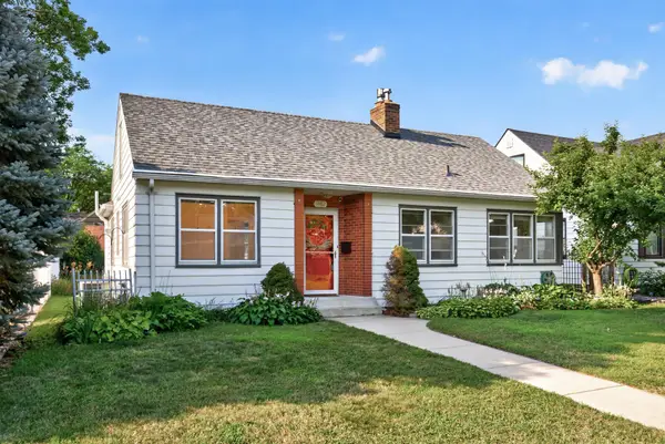 1482 Idaho Avenue W, Falcon Heights, MN 55108
