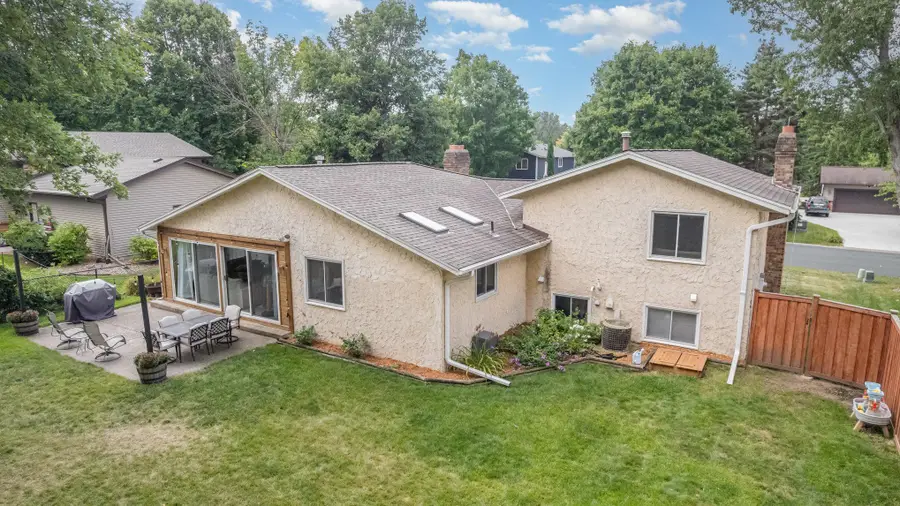1935 Timber Wolf Trail S, Eagan, MN 55122 - #3