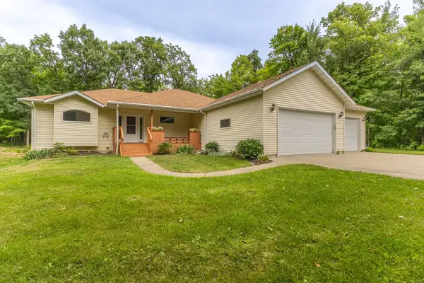 18400 Shorewood Court Nw, Bemidji, MN 56601