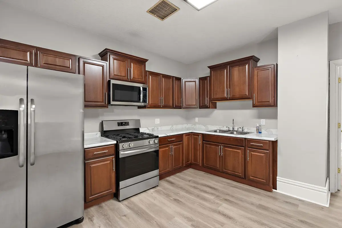 820 18th Avenue N, Minneapolis, MN 55411 - #1
