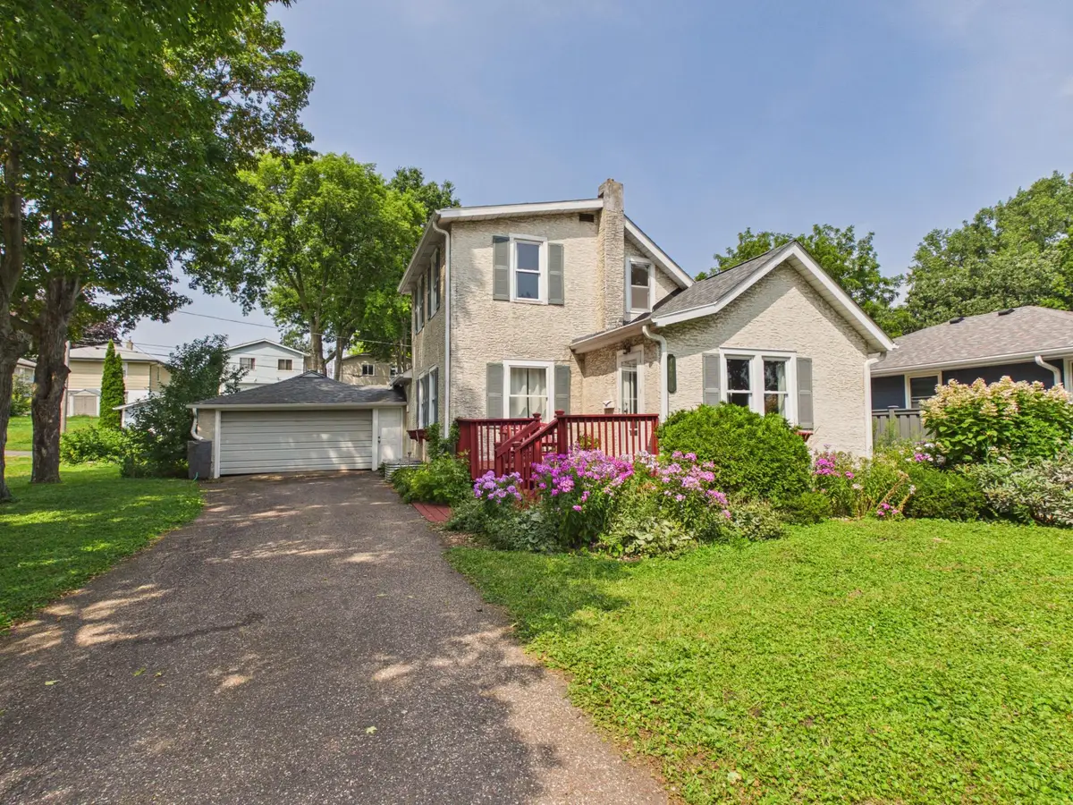 1887 Malvern Street, Lauderdale, MN 55113 - #1