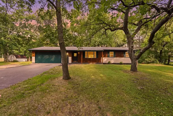 13239 Oakwood Road, Zimmerman, MN 55398