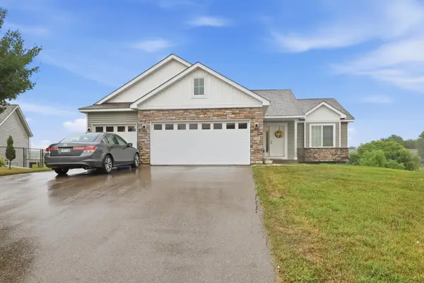 526 3rd Avenue Ne, Lonsdale, MN 55046