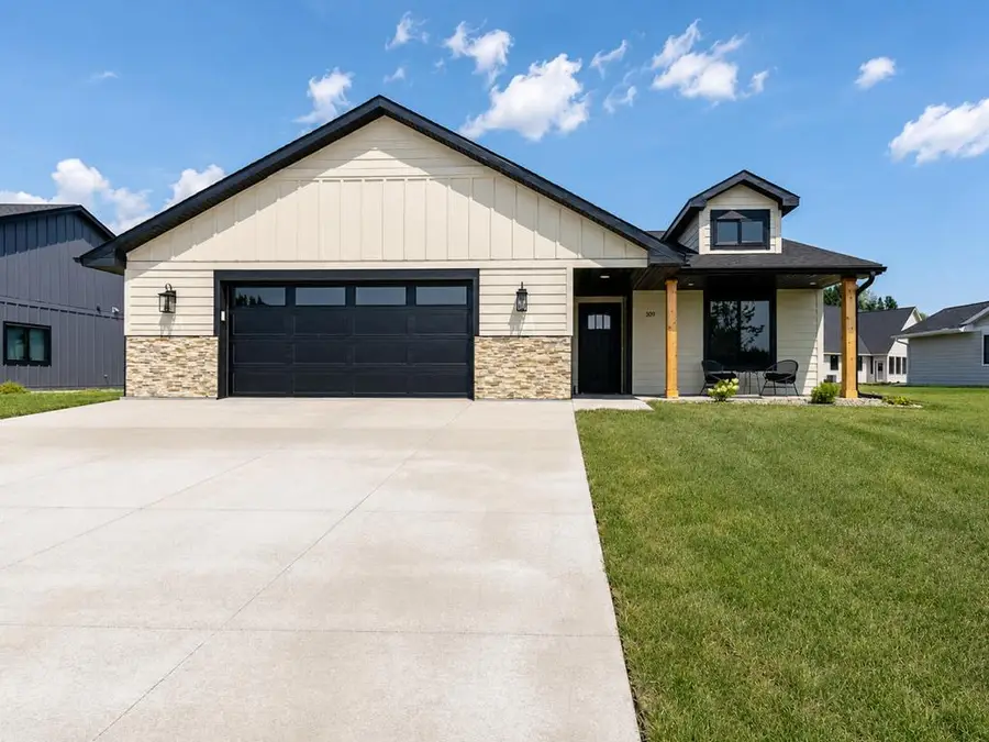 309 Pinehurst Drive, Mankato, MN 56001 - #2