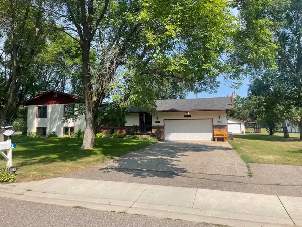 381 Morrison Street E, Motley, MN 56466