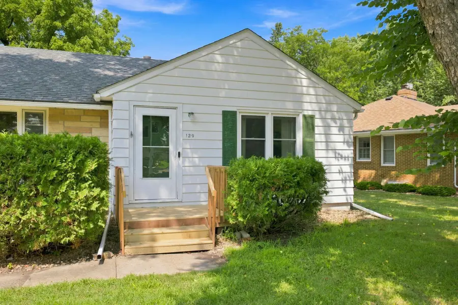 129 S Morningside Drive, Le Sueur, MN 56058 - #2