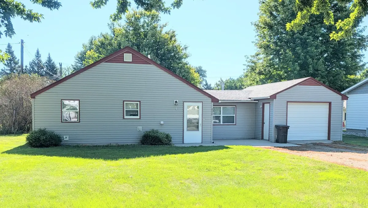 808 S 11th Street, Montevideo, MN 56265 - #1