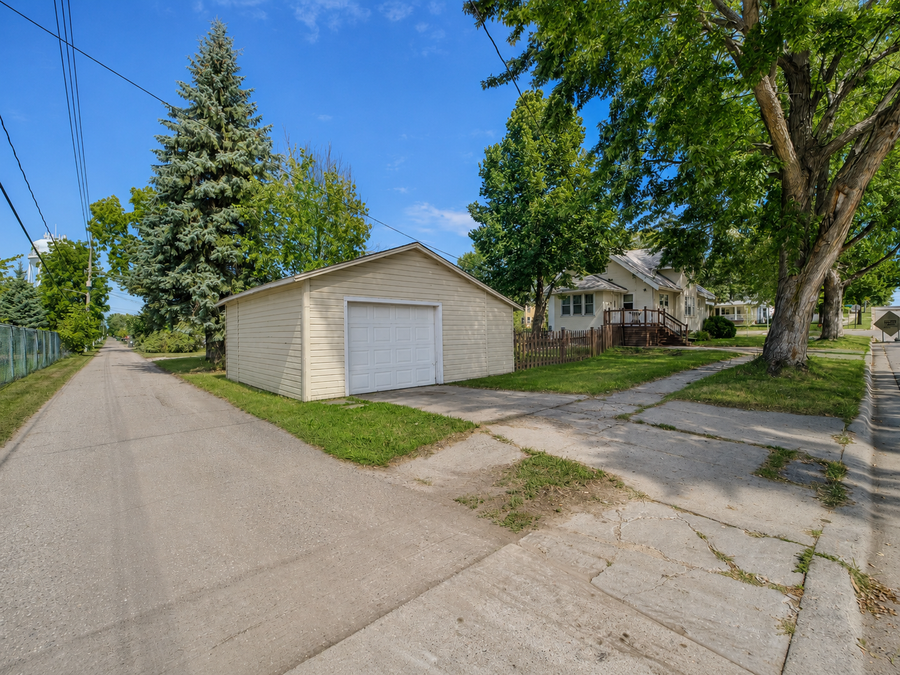 403 5th Street Ne, Staples, MN 56479 - #2