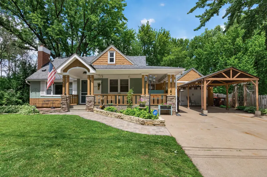 6044 48th Street N, Oakdale, MN 55128 - #2