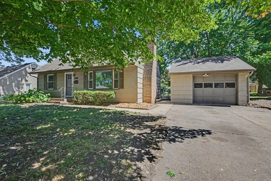 8439 Colfax Avenue S, Bloomington, MN 55420 - #2