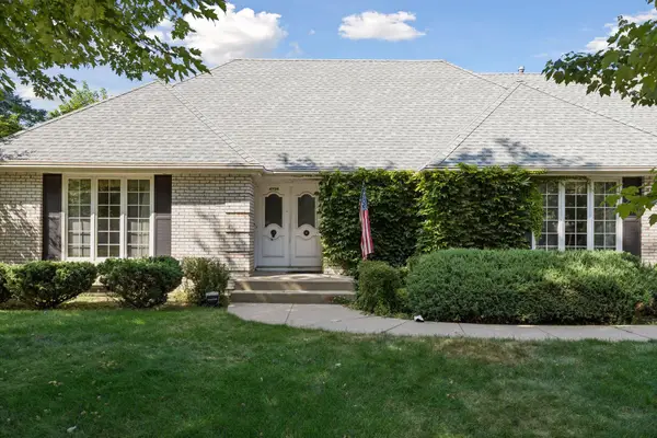 4708 Aspasia Circle, Edina, MN 55435