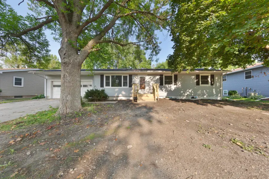 1209 7th Street Se, Waseca, MN 56093 - #2