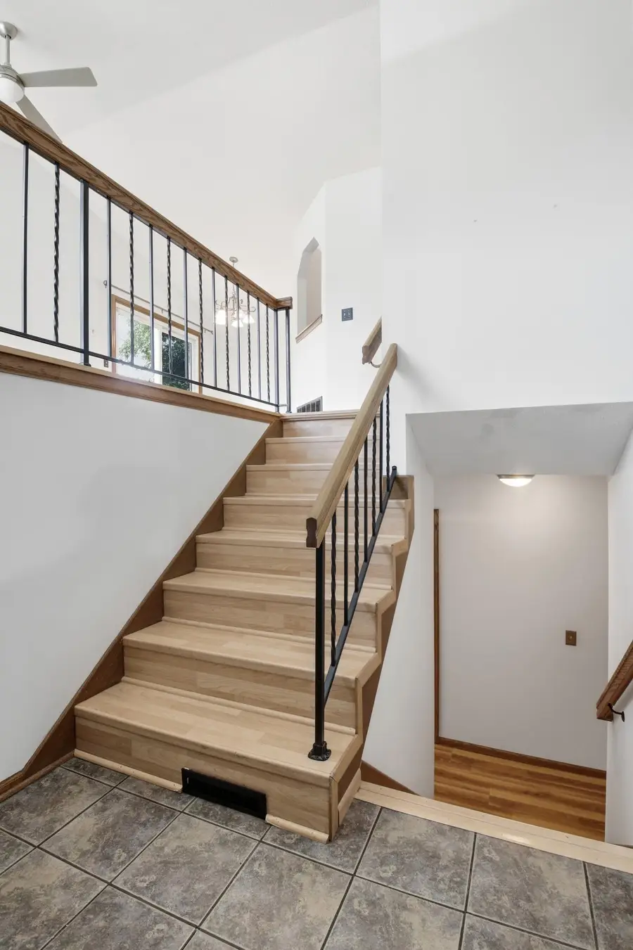 17604 Lorence Way, Eden Prairie, MN 55346 - #2