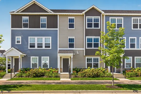 2531 Paddock Path, Shakopee, MN 55379