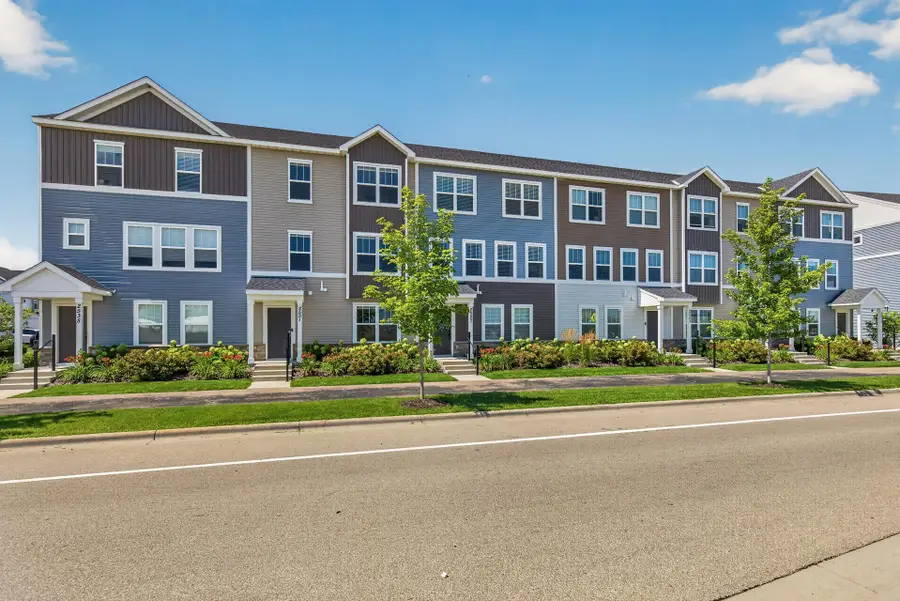 2531 Paddock Path, Shakopee, MN 55379 - #2