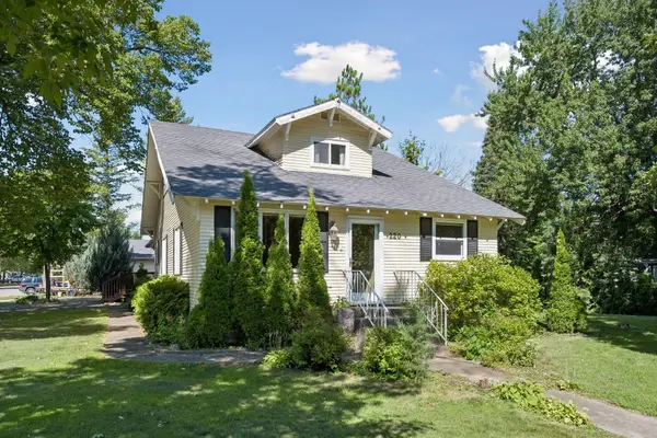 220 S Mccornell Avenue, Parkers Prairie, MN 56361