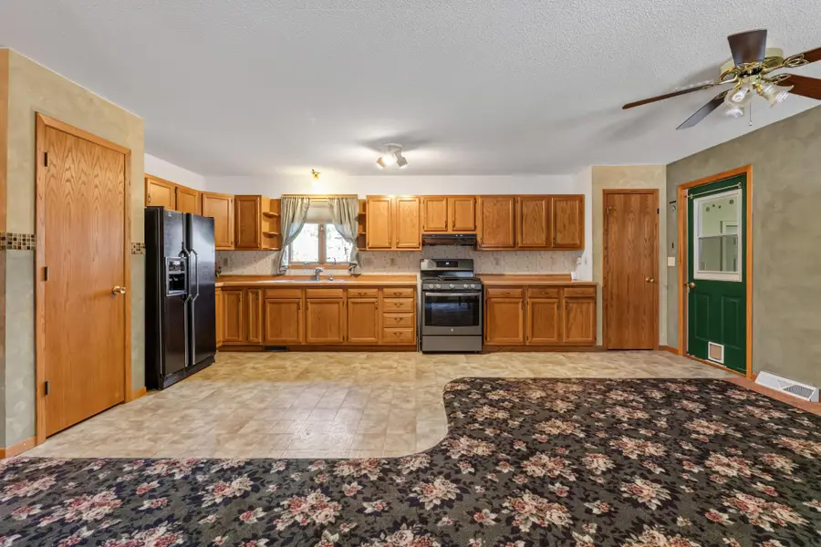 708 N Sprague Street, Caledonia, MN 55921 - #2