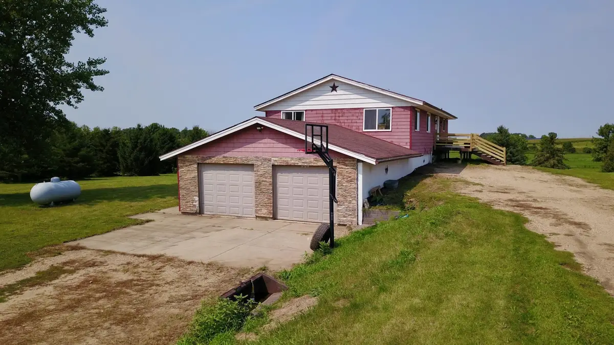 12321 600th Avenue, Litchfield, MN 55355 - #1