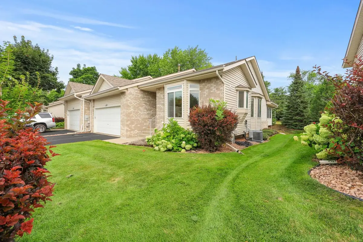 13230 Galena Way, Apple Valley, MN 55124 - #1