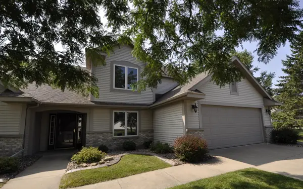 4910 Wildgrass Lane Nw, Rochester, MN 55901