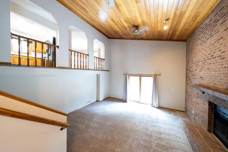 2048 128th Lane Nw, Coon Rapids, MN 55448 - #2