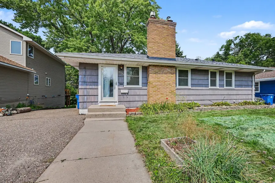 2733 Parkview Boulevard, Robbinsdale, MN 55422 - #2