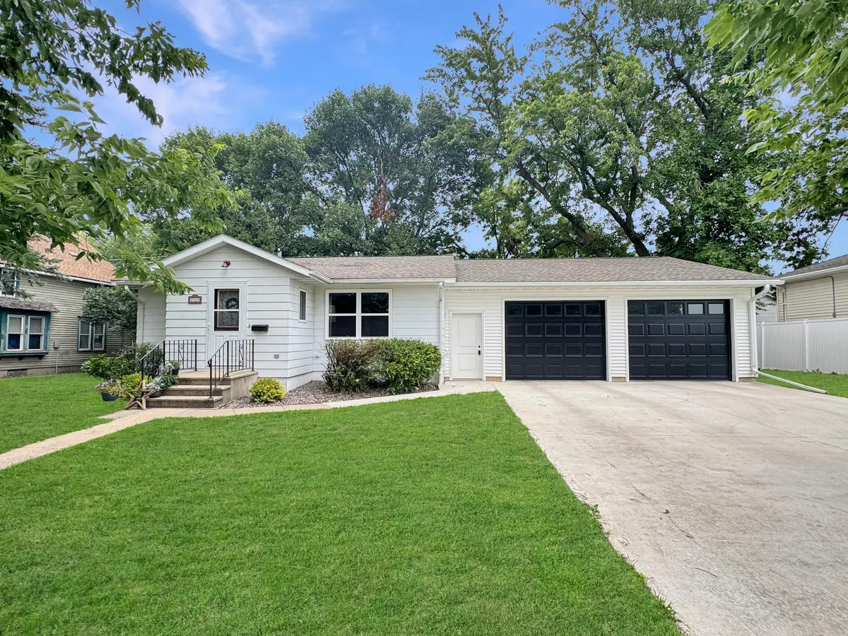2749 Juniper Avenue, Slayton, MN 56172 - #1