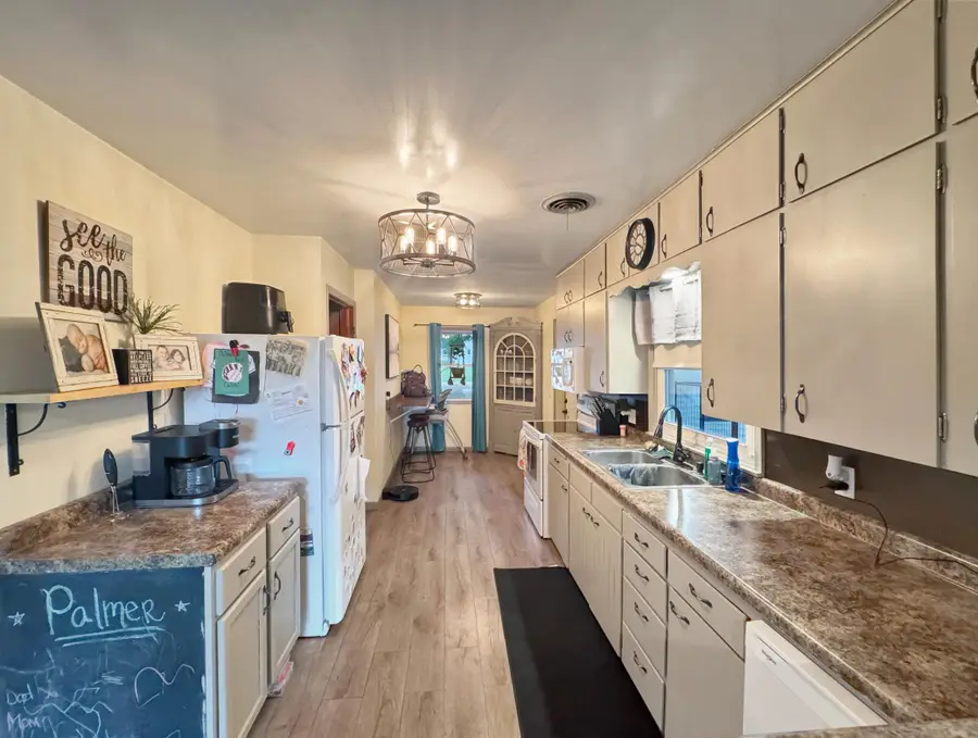 2749 Juniper Avenue, Slayton, MN 56172 - #2