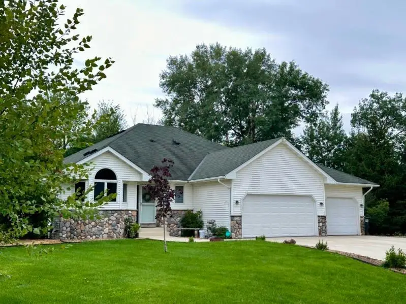37283 Heritage Way, North Branch, MN 55056 - #2