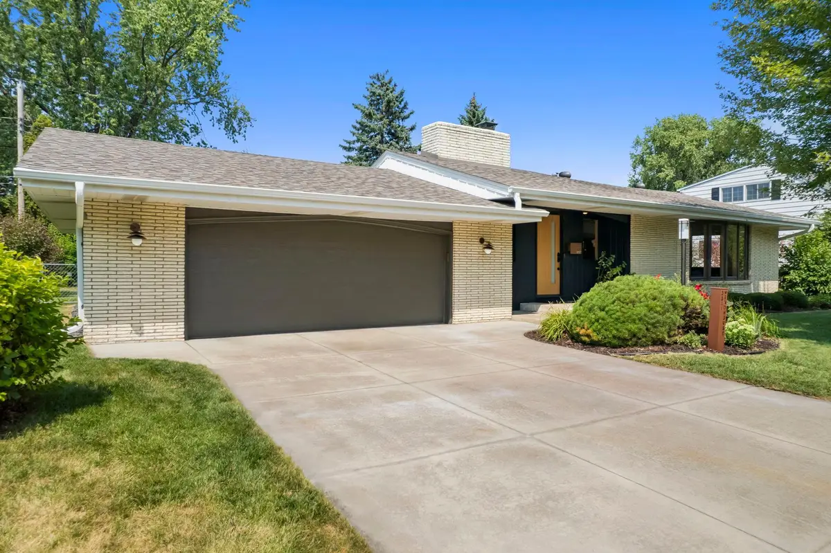 3317 Wendhurst Avenue, Saint Anthony, MN 55418 - #1