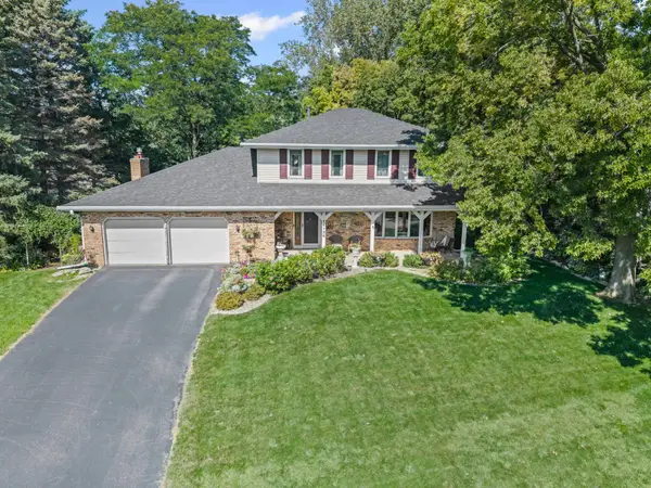 14136 Frontier Lane, Burnsville, MN 55337