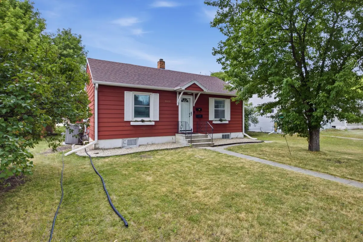 1614 9th Street N, Fargo, ND 58102 - #1