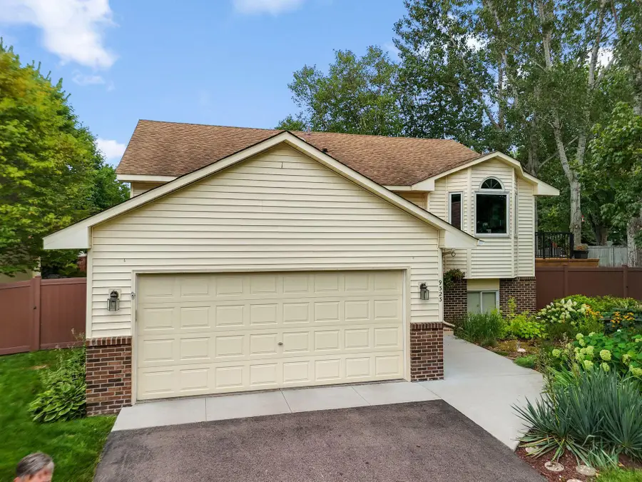 9323 S Jareau Avenue, Cottage Grove, MN 55016 - #3