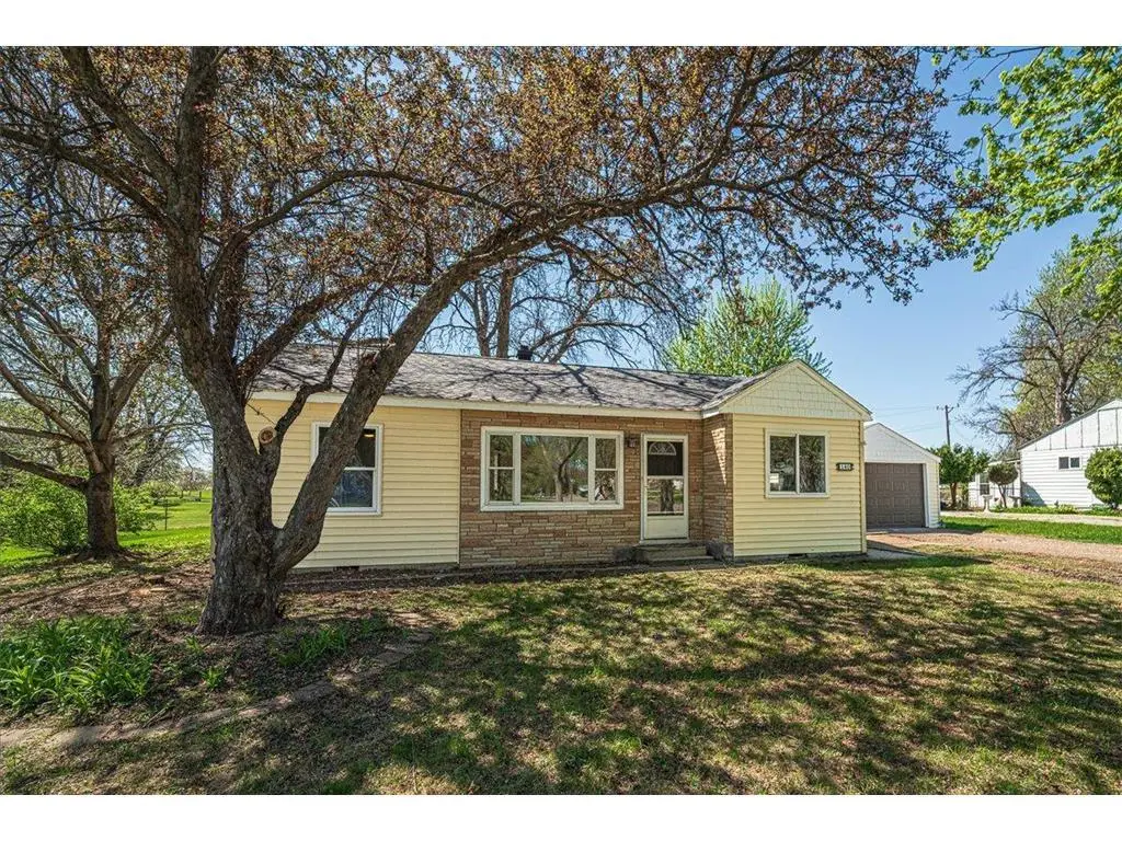 140 Carol Lane, West Saint Paul, MN 55118 - #1