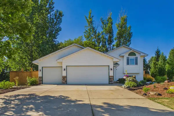 10745 Matthew Drive, Chisago City, MN 55013