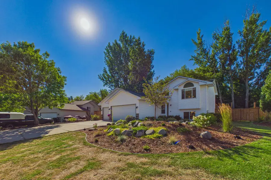10745 Matthew Drive, Chisago City, MN 55013 - #2