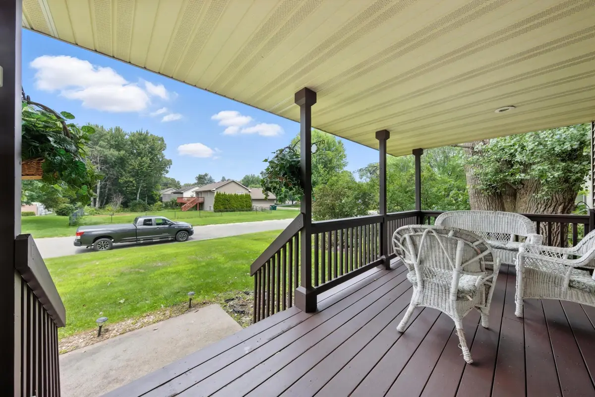 2710 91st Avenue Ne, Blaine, MN 55449 - #1
