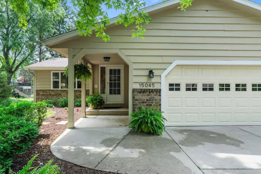 15045 Ironwood Court, Eden Prairie, MN 55346 - #2