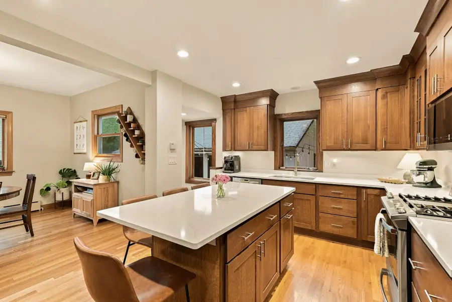 718 Manomin Avenue, Saint Paul, MN 55107 - #2