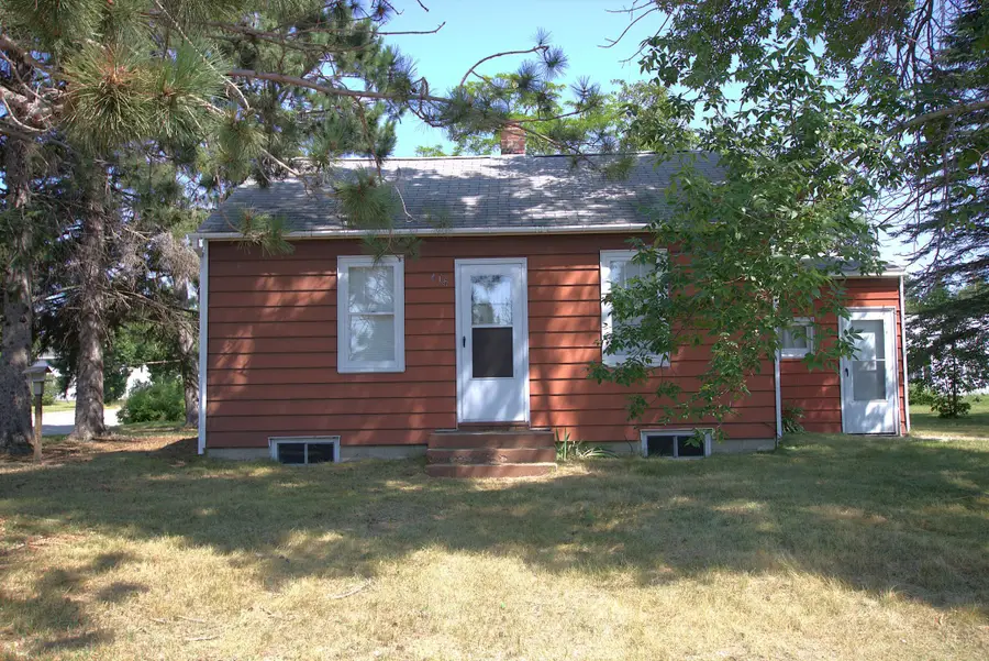 414 Cleveland Street Sw, Staples, MN 56479 - #2
