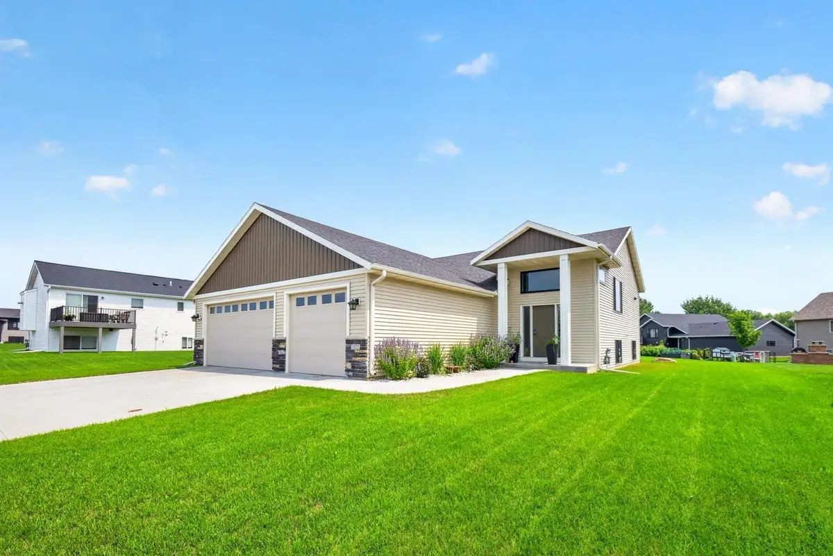 1102 14th Avenue Nw, Kasson, MN 55944 - #1