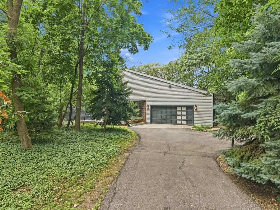 15120 Chestnut Circle, Burnsville, MN 55306 - #3