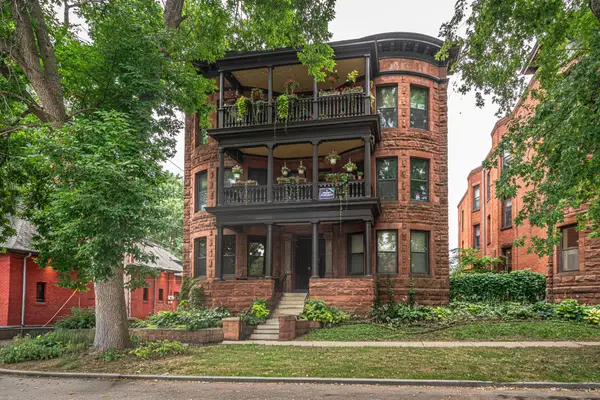 223 Arundel Street #1, Saint Paul, MN 55102