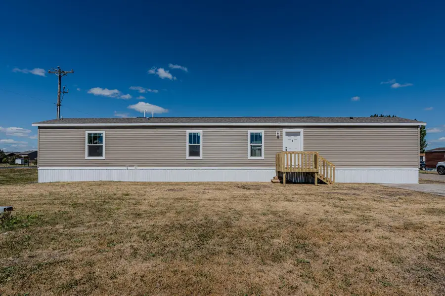 216 8th Street Nw, Dilworth, MN 56529 - #2